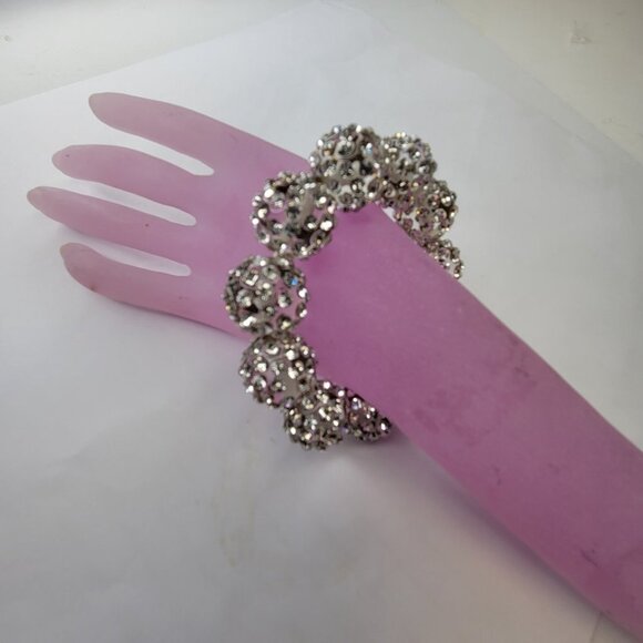 Crystal Stretch Ball Bracelet - Picture 15 of 16